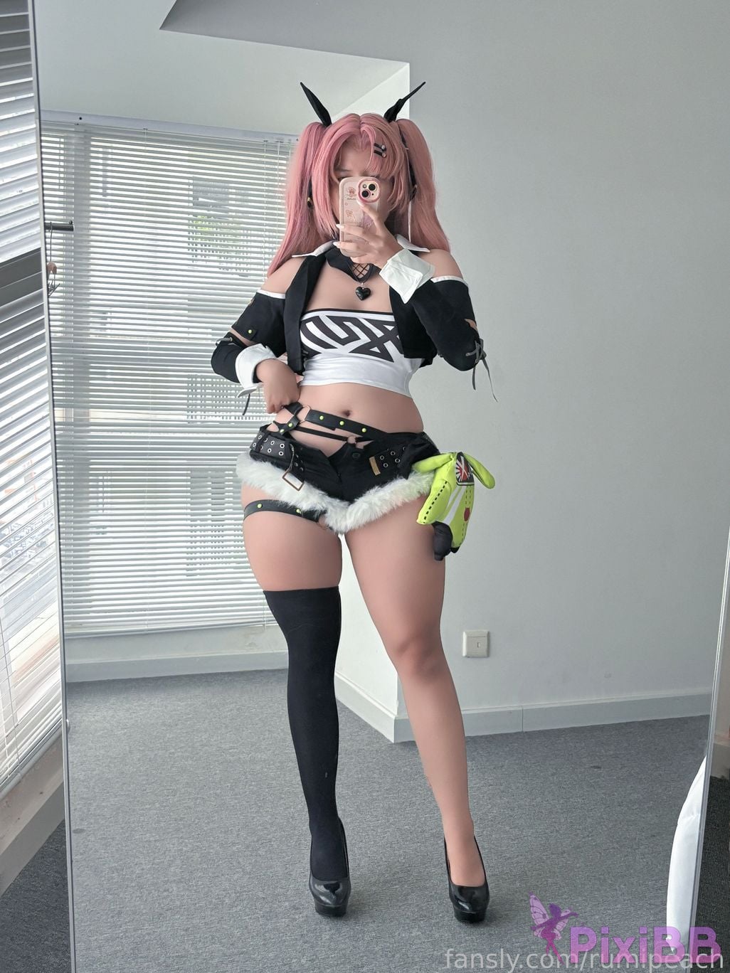 Rumipeach Nicole (Zenless Zone Zero) PixiBB.COM 1