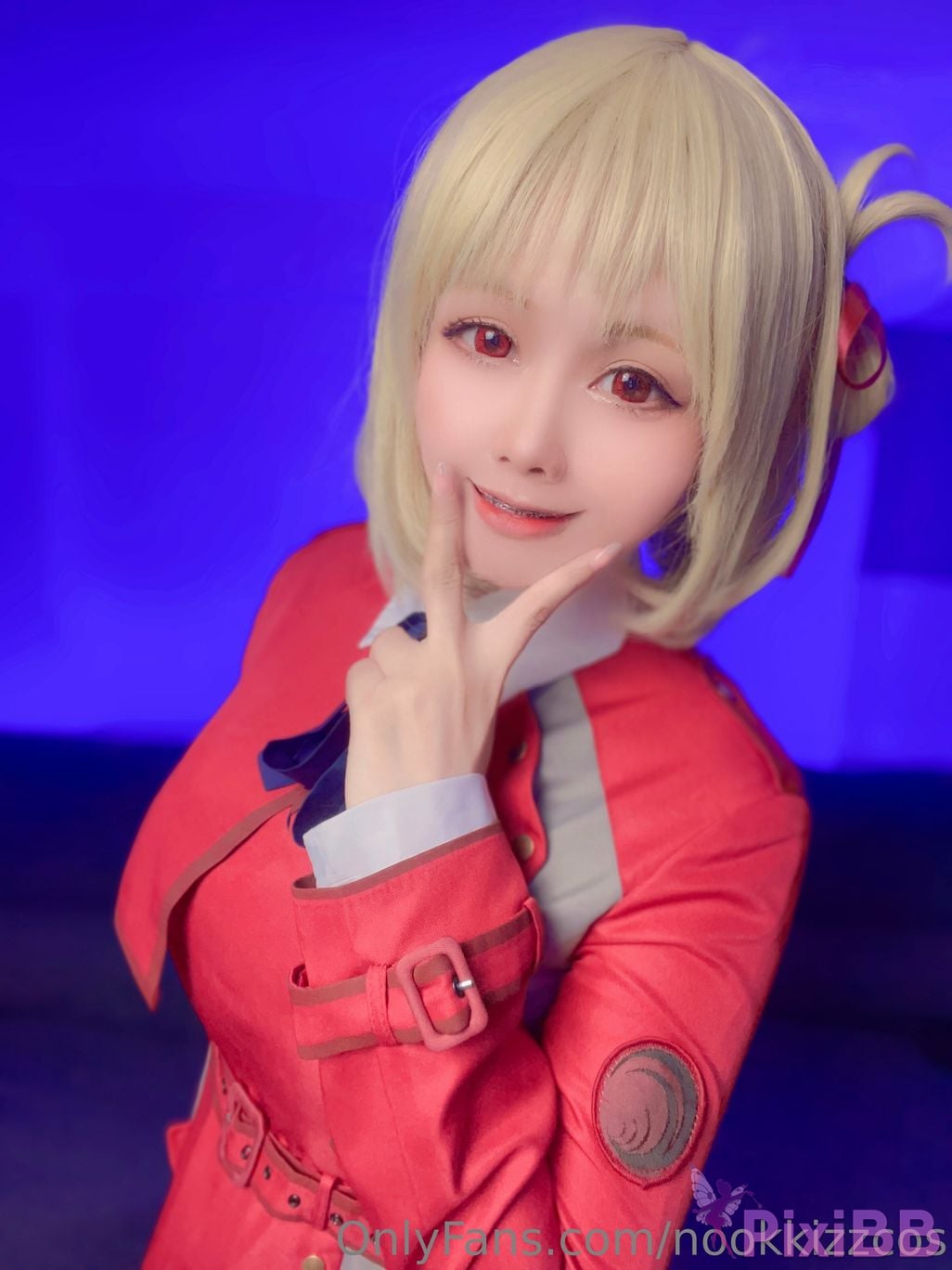Cosplayer nookkizzcos Chisato PixiBB.COM 001
