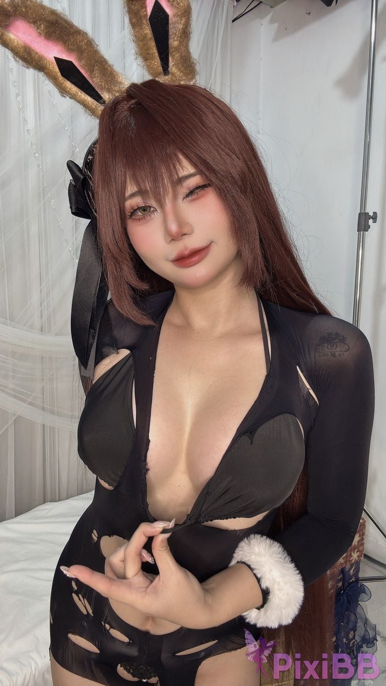 Cosplayer Miinmeow Noir PixiBB.COM 082