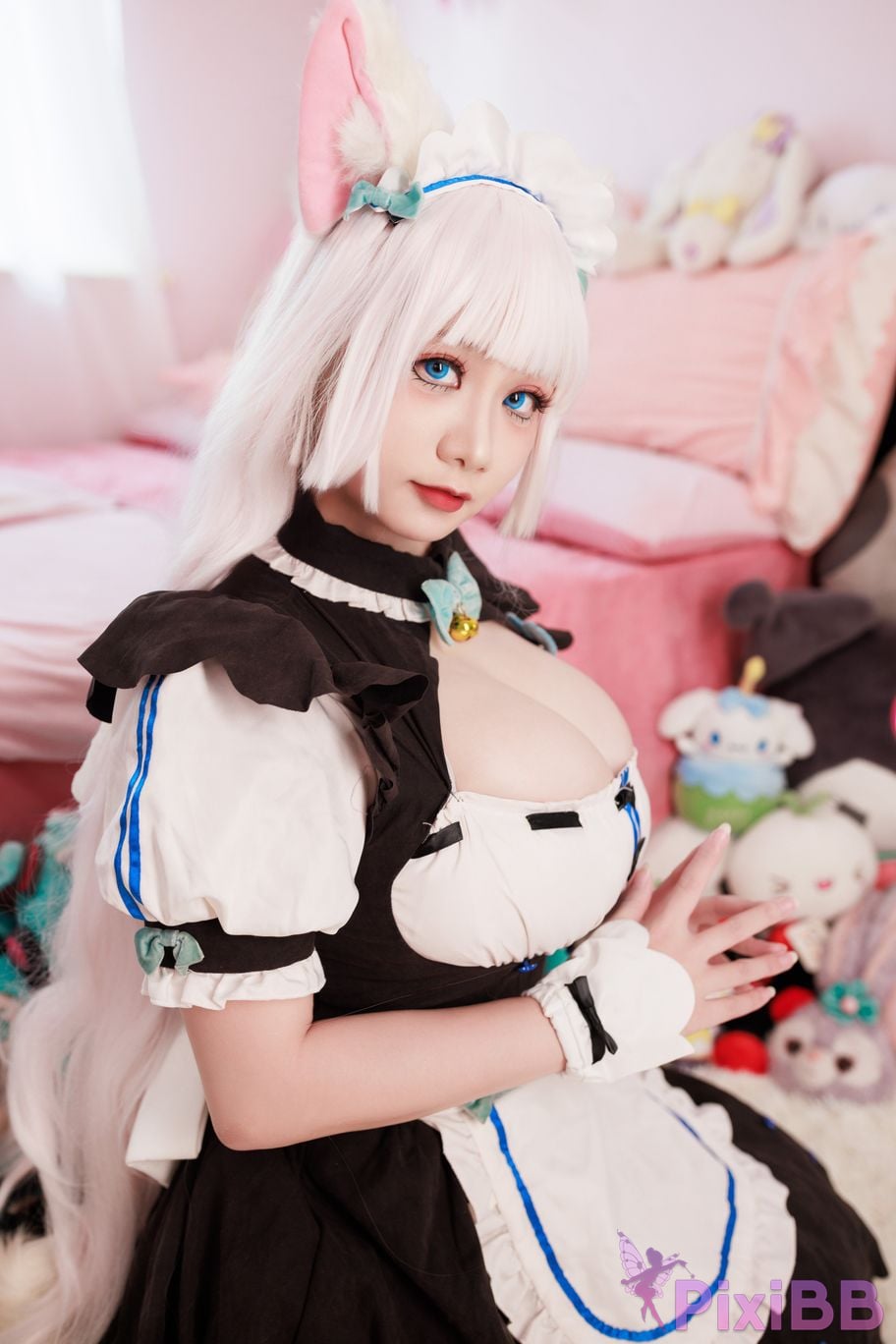 Cosplayer Ah Xuexue Vanilla Maid PixiBB.COM 005