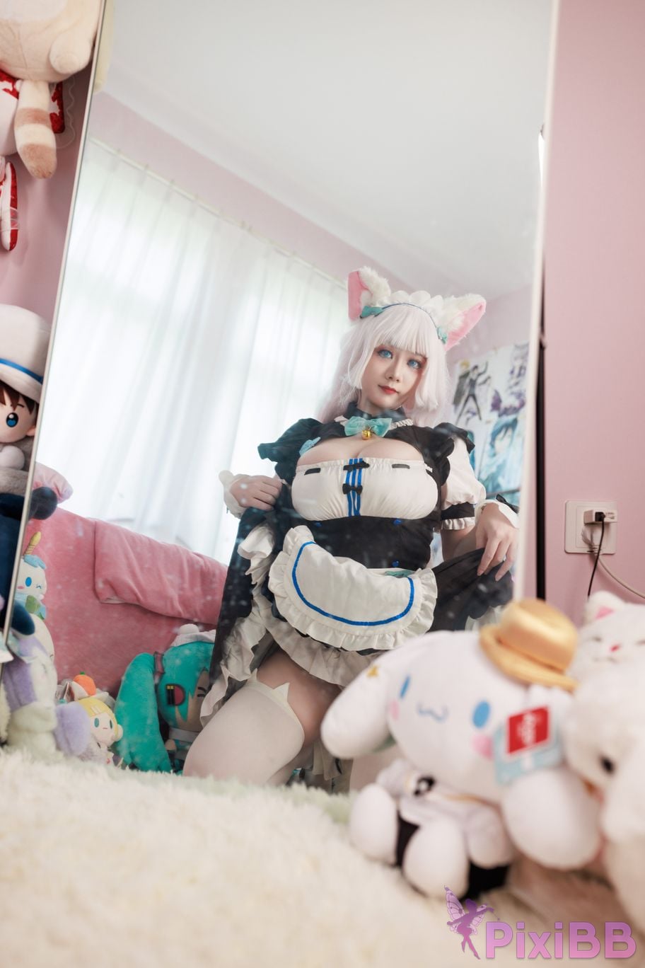 Cosplayer Ah Xuexue Vanilla Maid PixiBB.COM 006