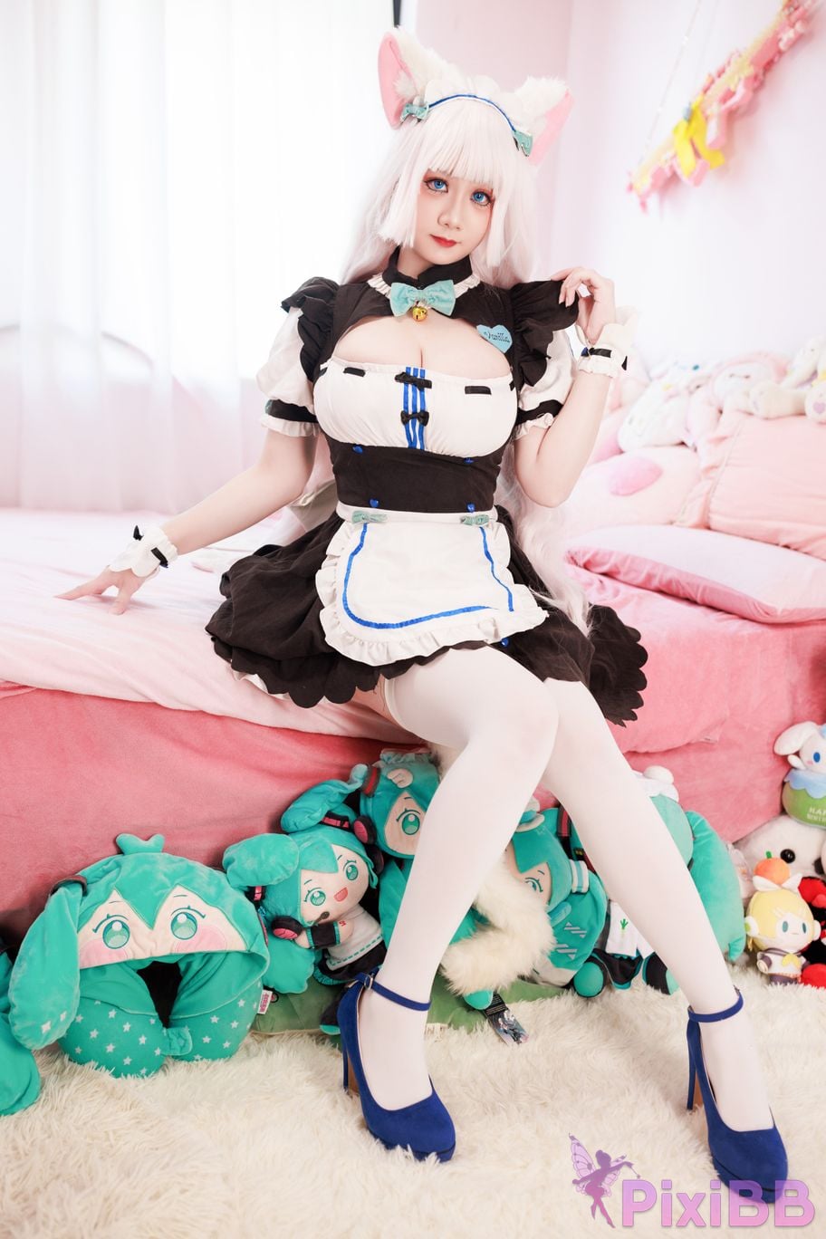 Cosplayer Ah Xuexue Vanilla Maid PixiBB.COM 009