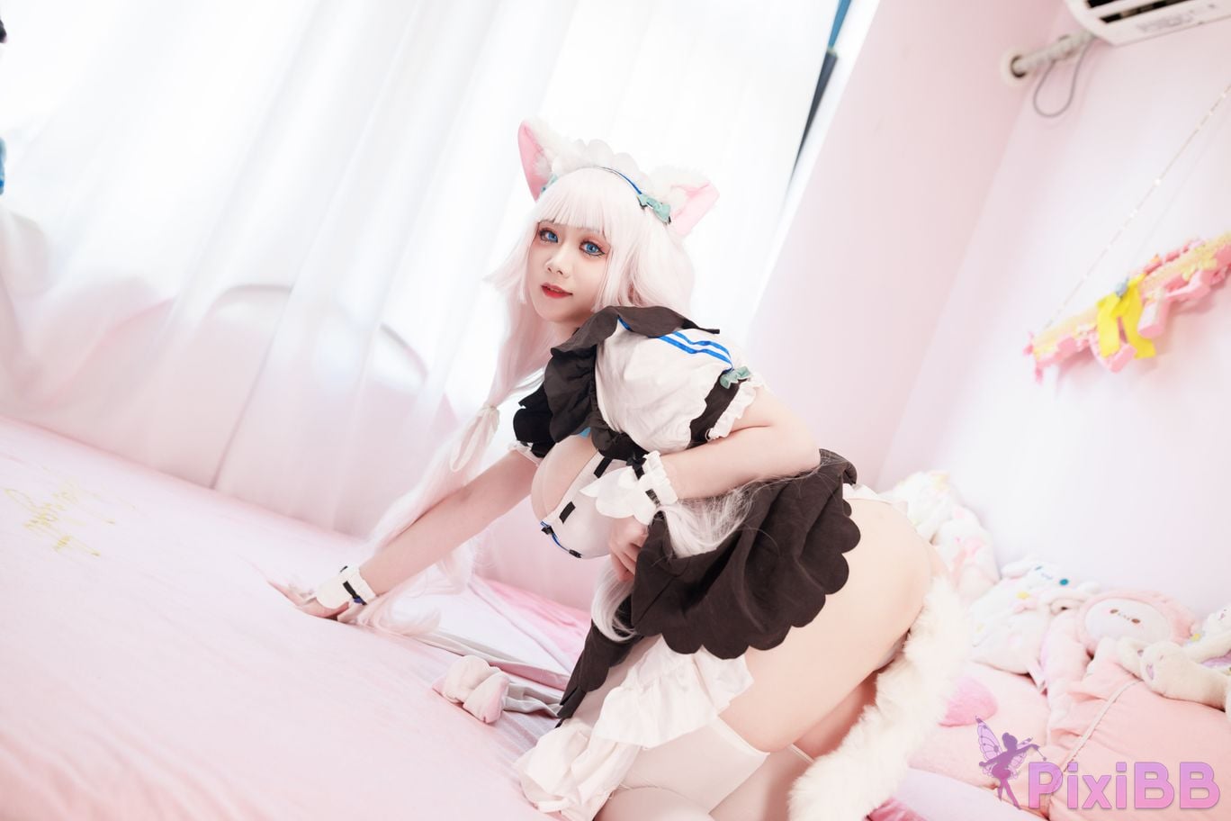 Cosplayer Ah Xuexue Vanilla Maid PixiBB.COM 016