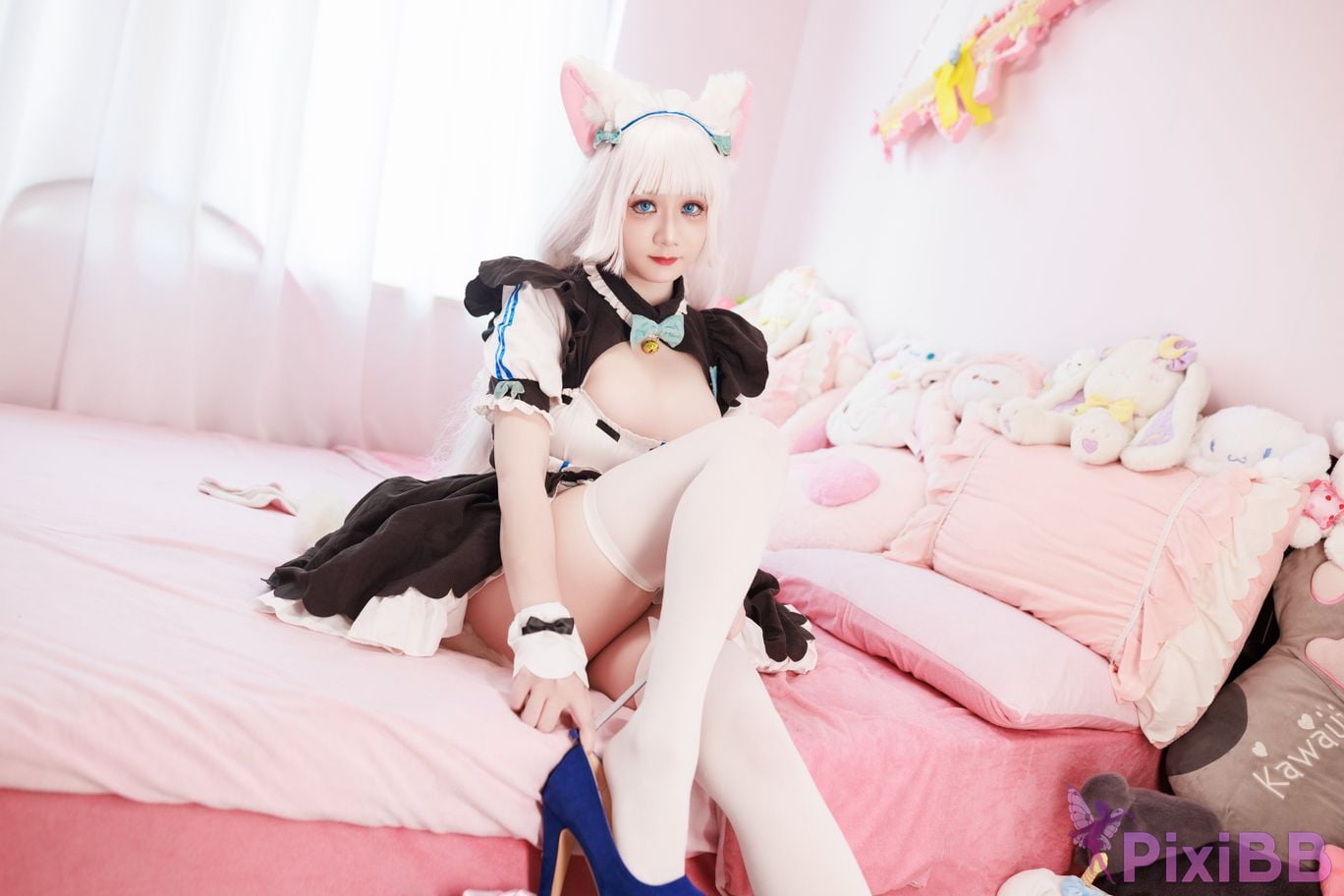 Cosplayer Ah Xuexue Vanilla Maid PixiBB.COM 018