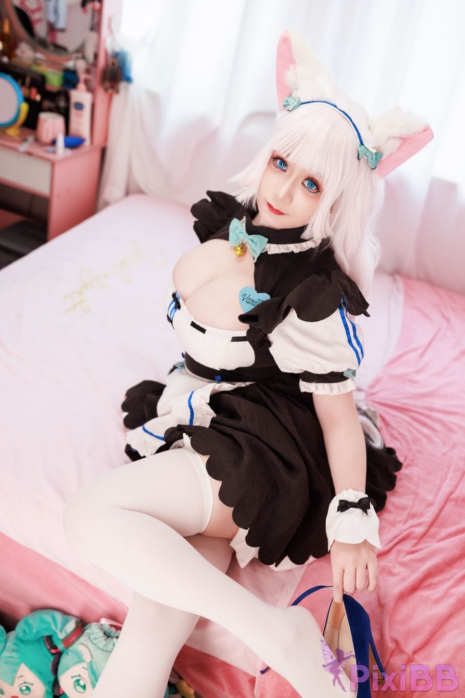 Cosplayer Ah Xuexue Vanilla Maid PixiBB.COM 021