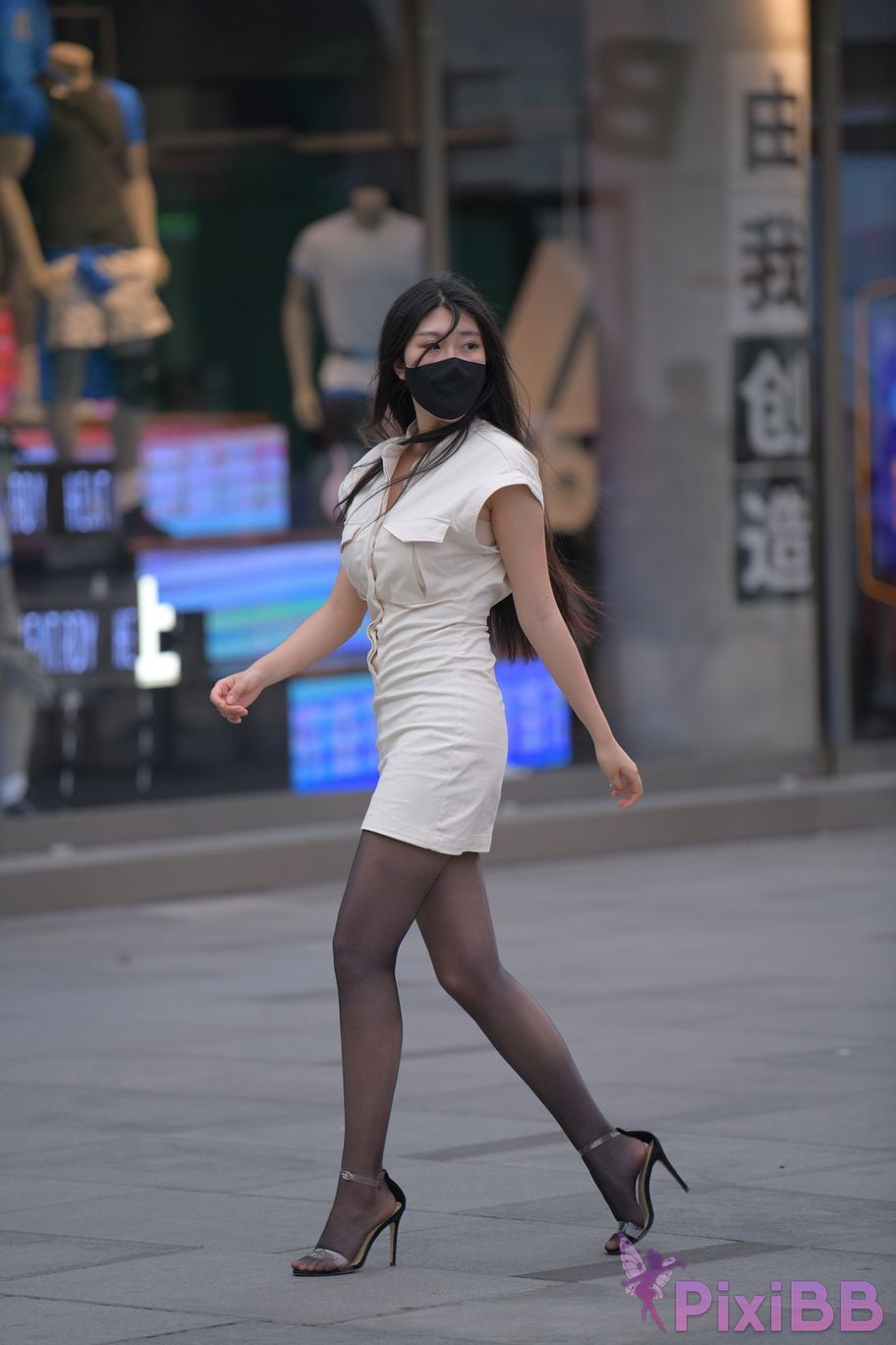 Featured Street Photography Works No.5857 Sexy beauty in black stockings PixiBB.COM 007