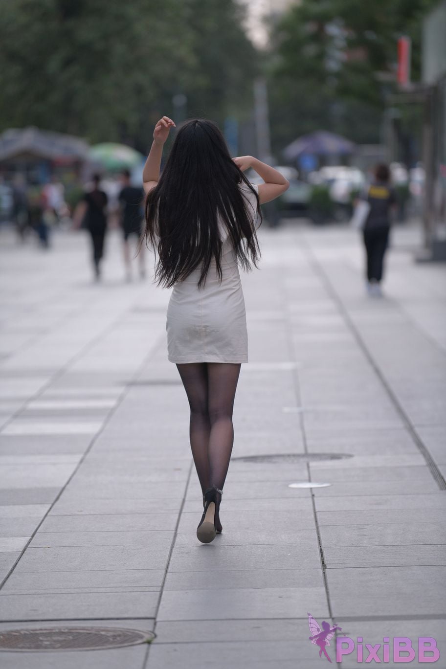 Featured Street Photography Works No.5857 Sexy beauty in black stockings PixiBB.COM 017