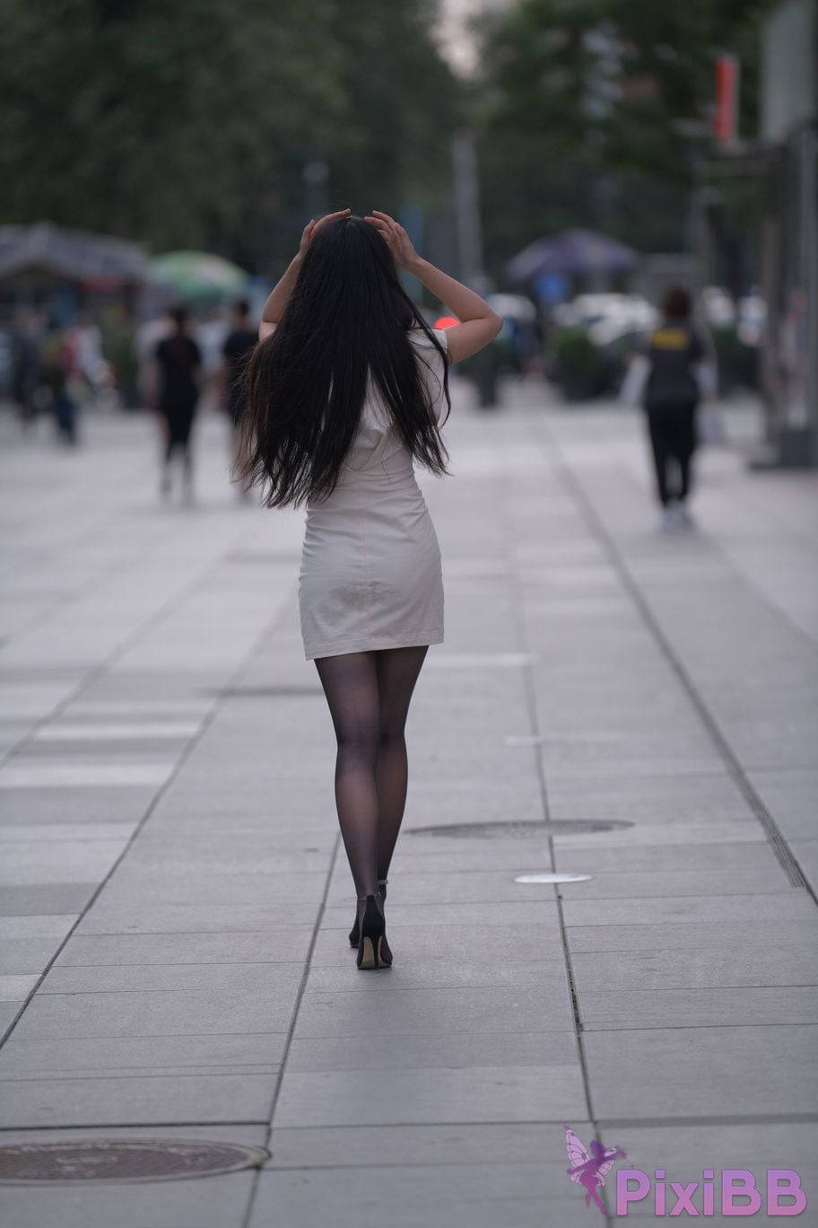 Featured Street Photography Works No.5857 Sexy beauty in black stockings PixiBB.COM 020