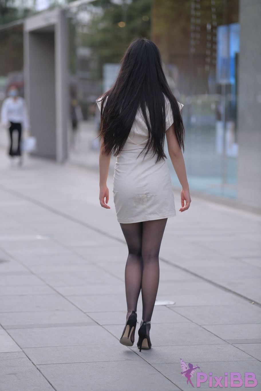 Featured Street Photography Works No.5857 Sexy beauty in black stockings PixiBB.COM 023