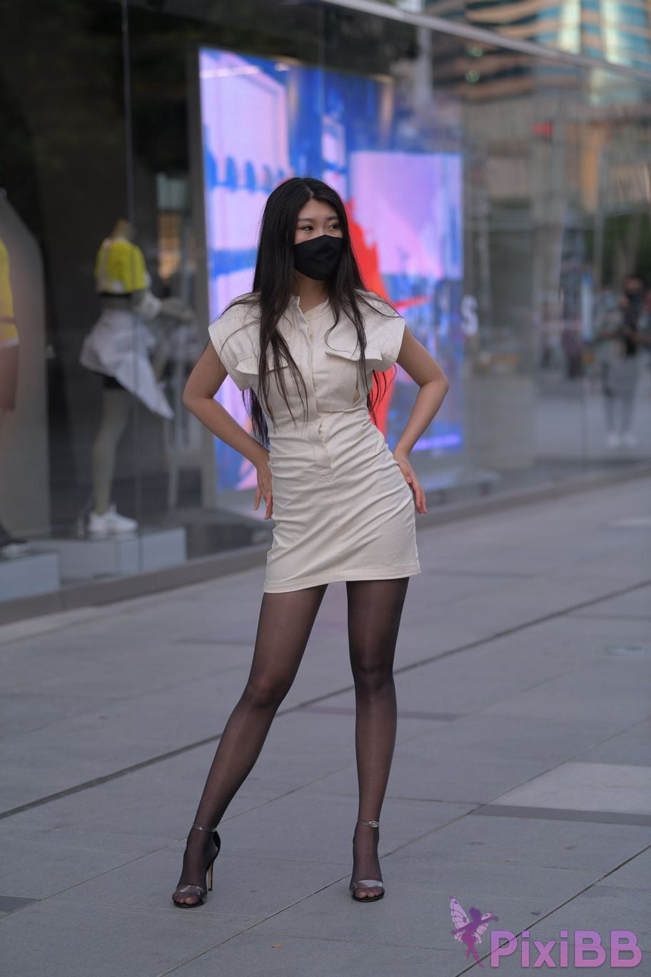 Featured Street Photography Works No.5857 Sexy beauty in black stockings PixiBB.COM 046