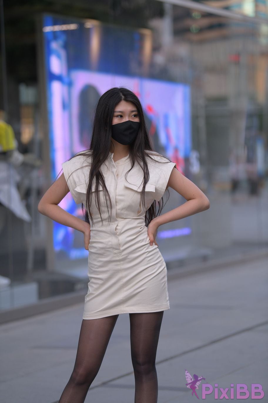 Featured Street Photography Works No.5857 Sexy beauty in black stockings PixiBB.COM 047