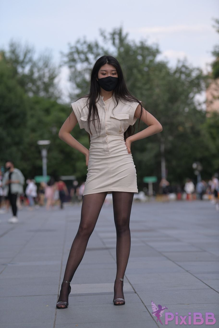 Featured Street Photography Works No.5857 Sexy beauty in black stockings PixiBB.COM 051