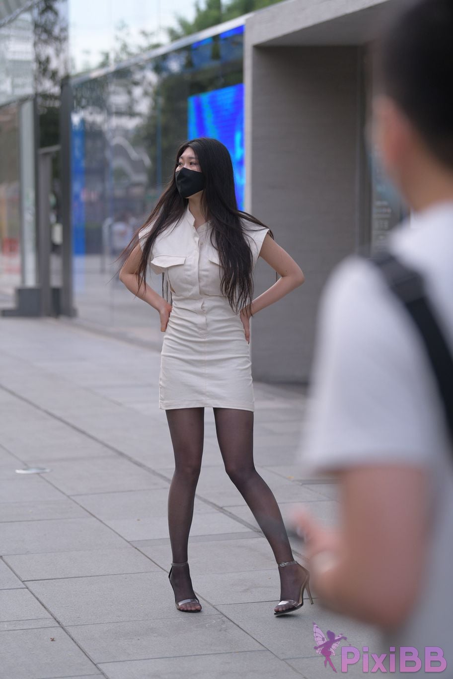 Featured Street Photography Works No.5857 Sexy beauty in black stockings PixiBB.COM 079