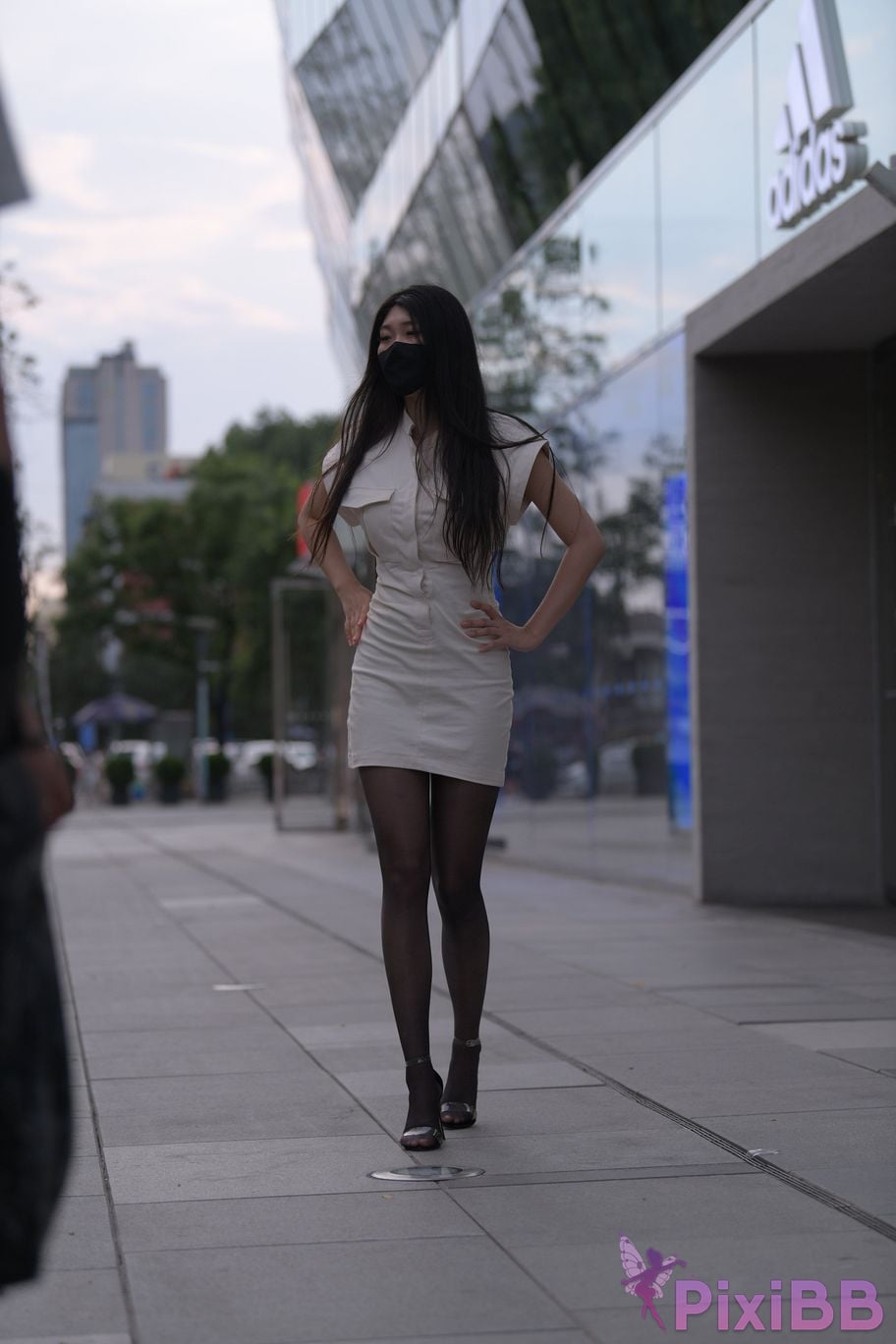 Featured Street Photography Works No.5857 Sexy beauty in black stockings PixiBB.COM 083