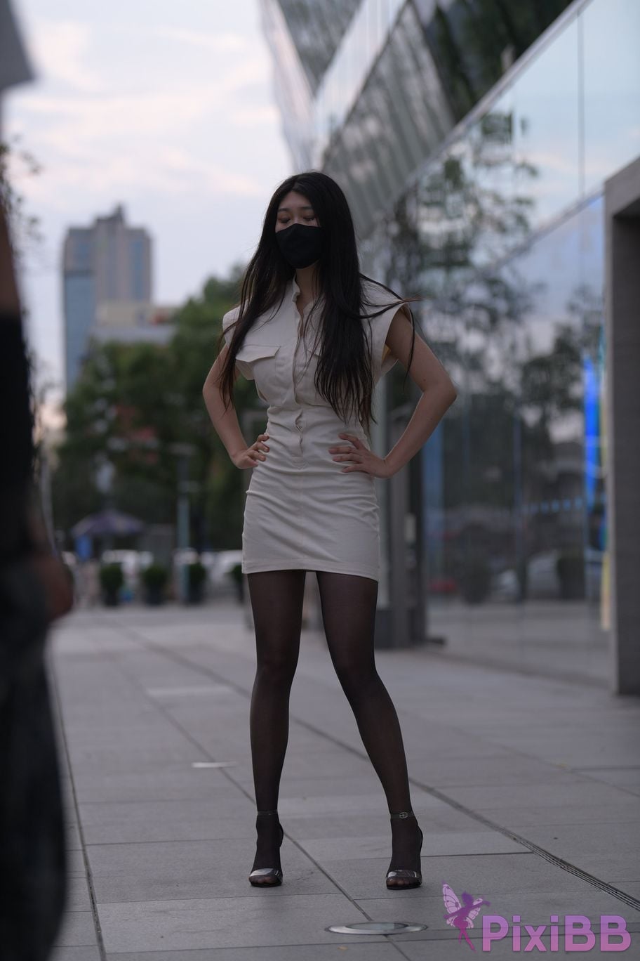 Featured Street Photography Works No.5857 Sexy beauty in black stockings PixiBB.COM 085