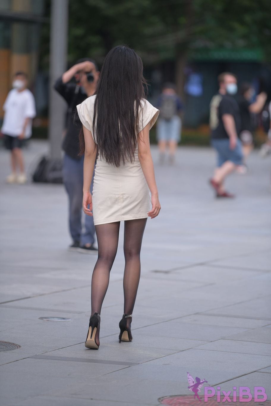 Featured Street Photography Works No.5857 Sexy beauty in black stockings PixiBB.COM 099