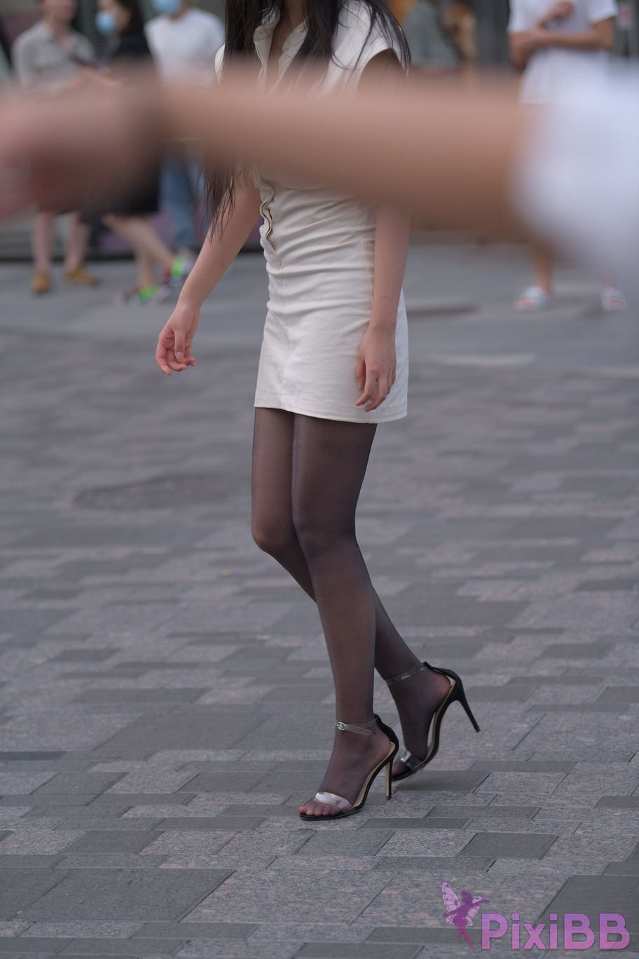 Featured Street Photography Works No.5857 Sexy beauty in black stockings PixiBB.COM 135