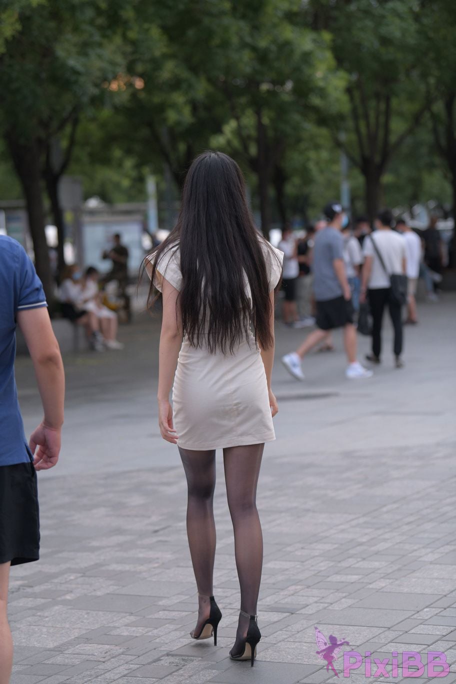 Featured Street Photography Works No.5857 Sexy beauty in black stockings PixiBB.COM 136