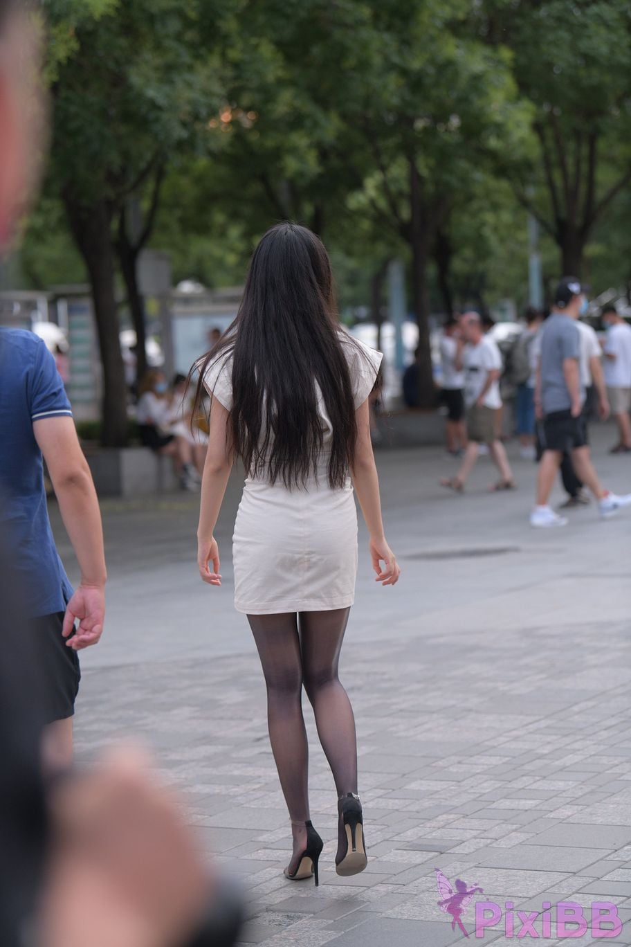 Featured Street Photography Works No.5857 Sexy beauty in black stockings PixiBB.COM 138