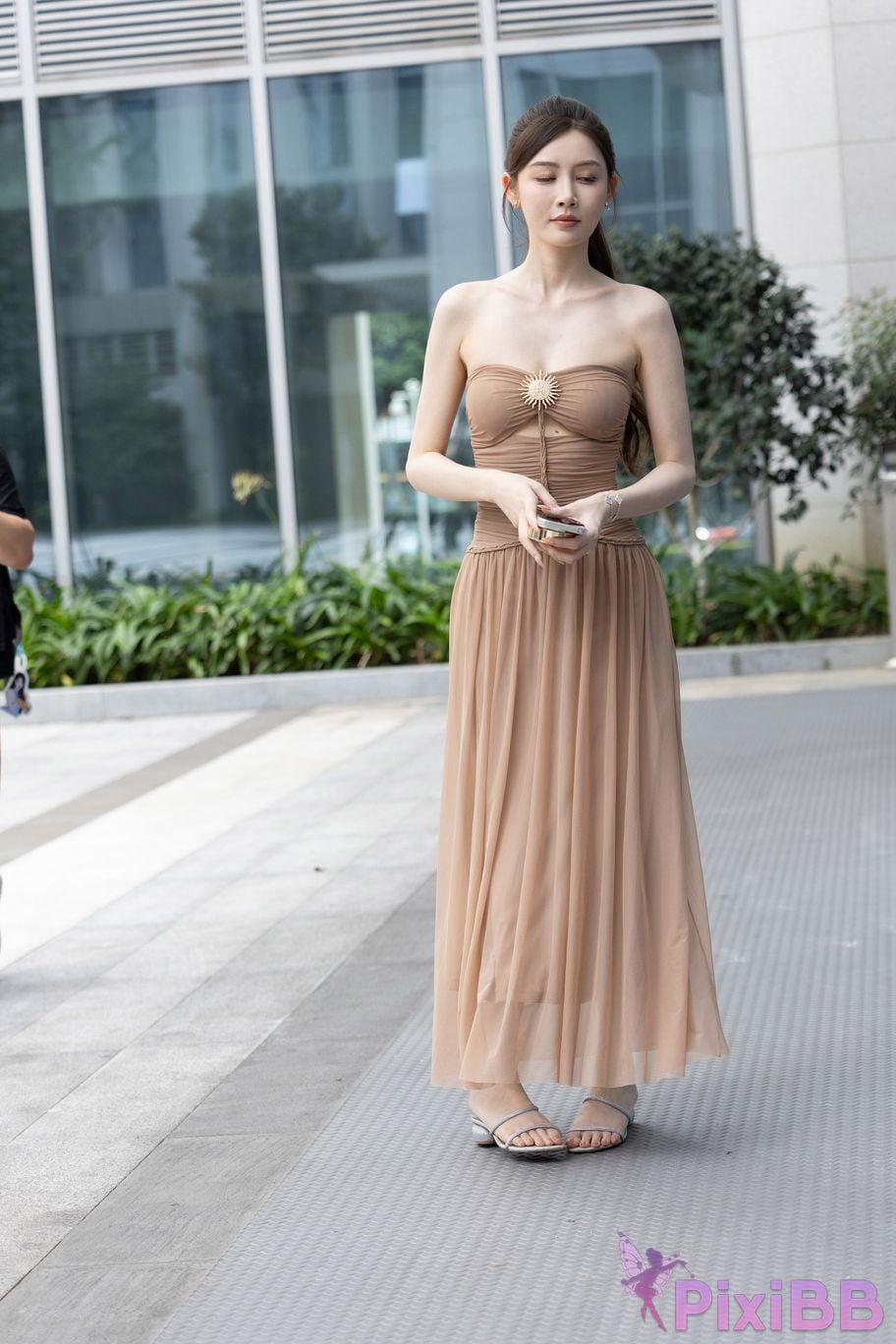 Featured Street Photography Works No.5547 Minmin goddess tube top gauze dress PixiBB.COM 082