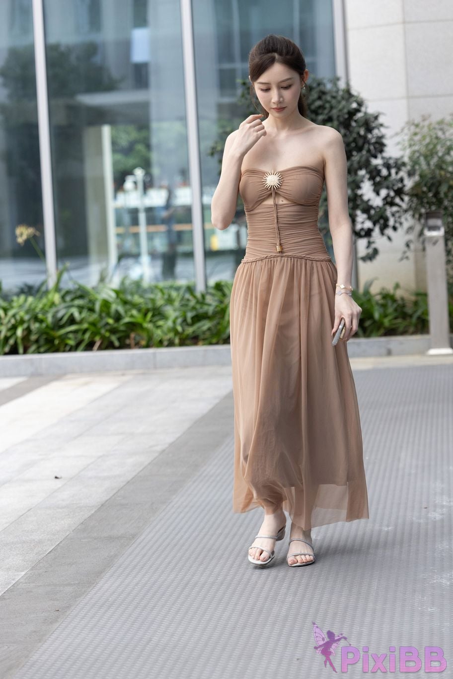 Featured Street Photography Works No.5547 Minmin goddess tube top gauze dress PixiBB.COM 088