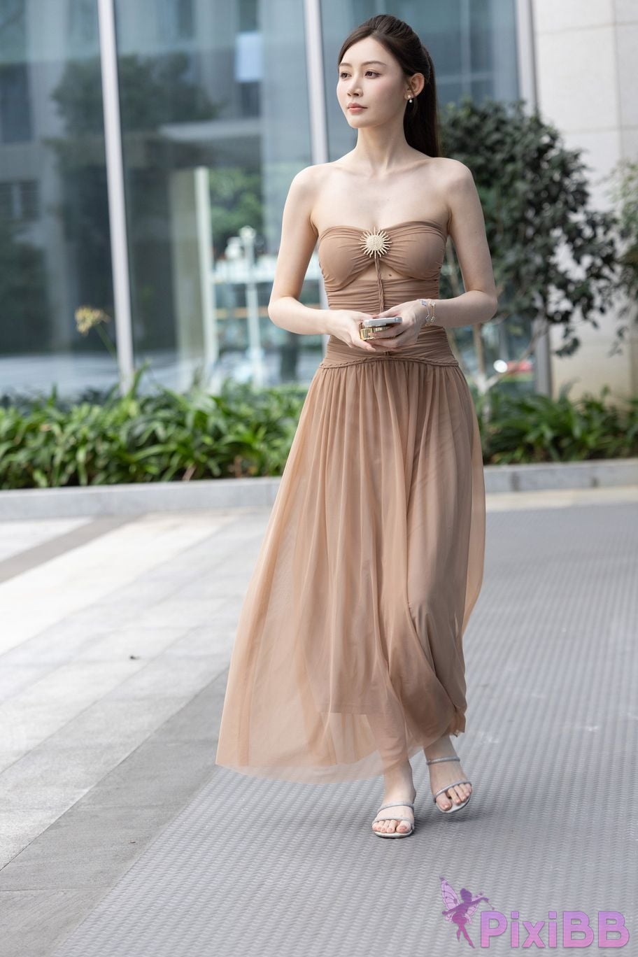 Featured Street Photography Works No.5547 Minmin goddess tube top gauze dress PixiBB.COM 093
