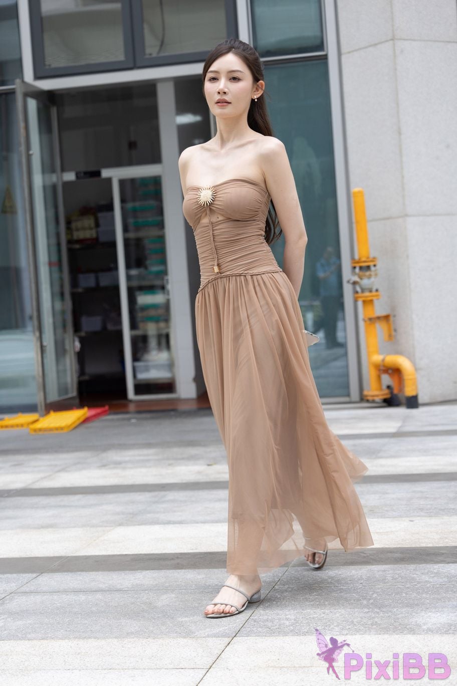 Featured Street Photography Works No.5547 Minmin goddess tube top gauze dress PixiBB.COM 122