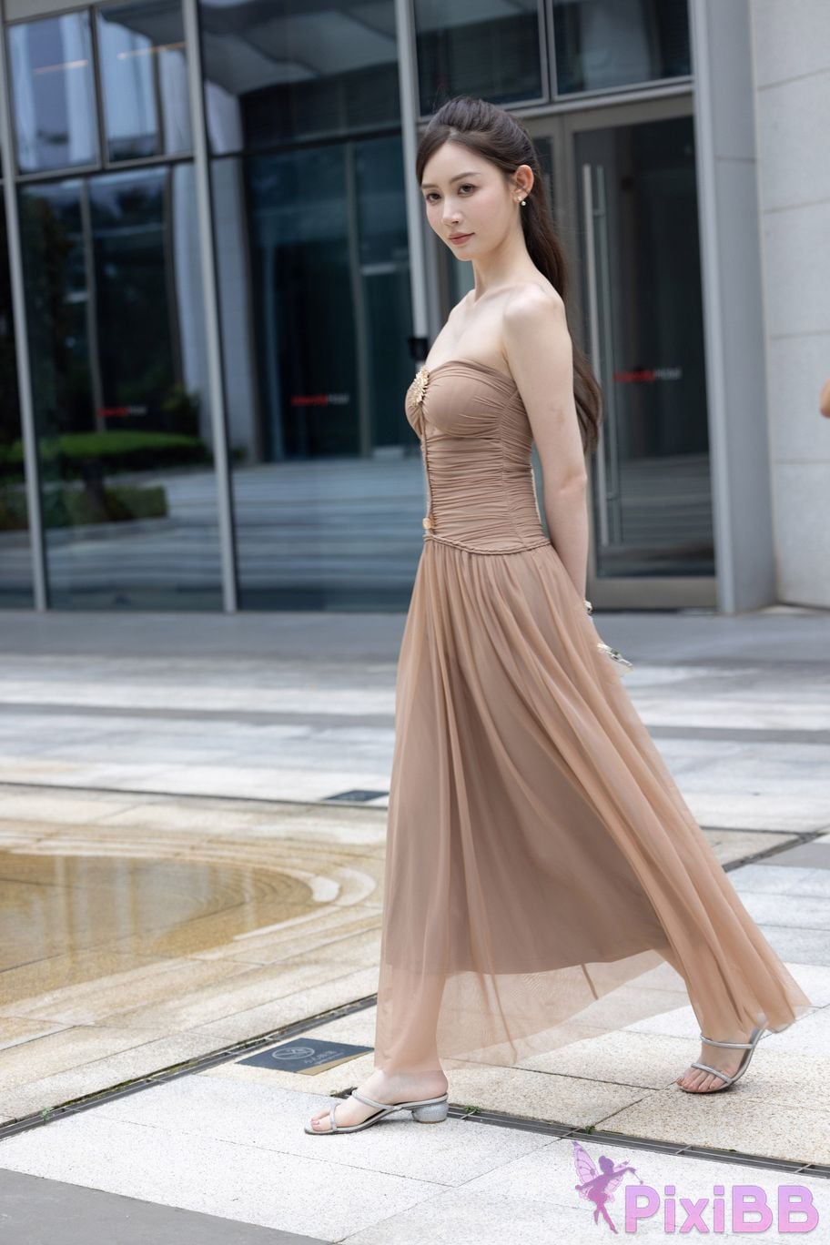 Featured Street Photography Works No.5547 Minmin goddess tube top gauze dress PixiBB.COM 127