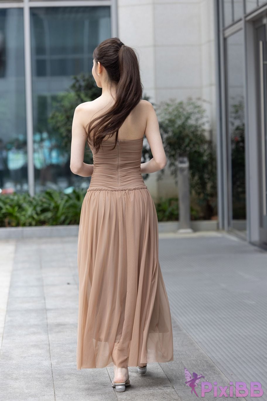 Featured Street Photography Works No.5547 Minmin goddess tube top gauze dress PixiBB.COM 135