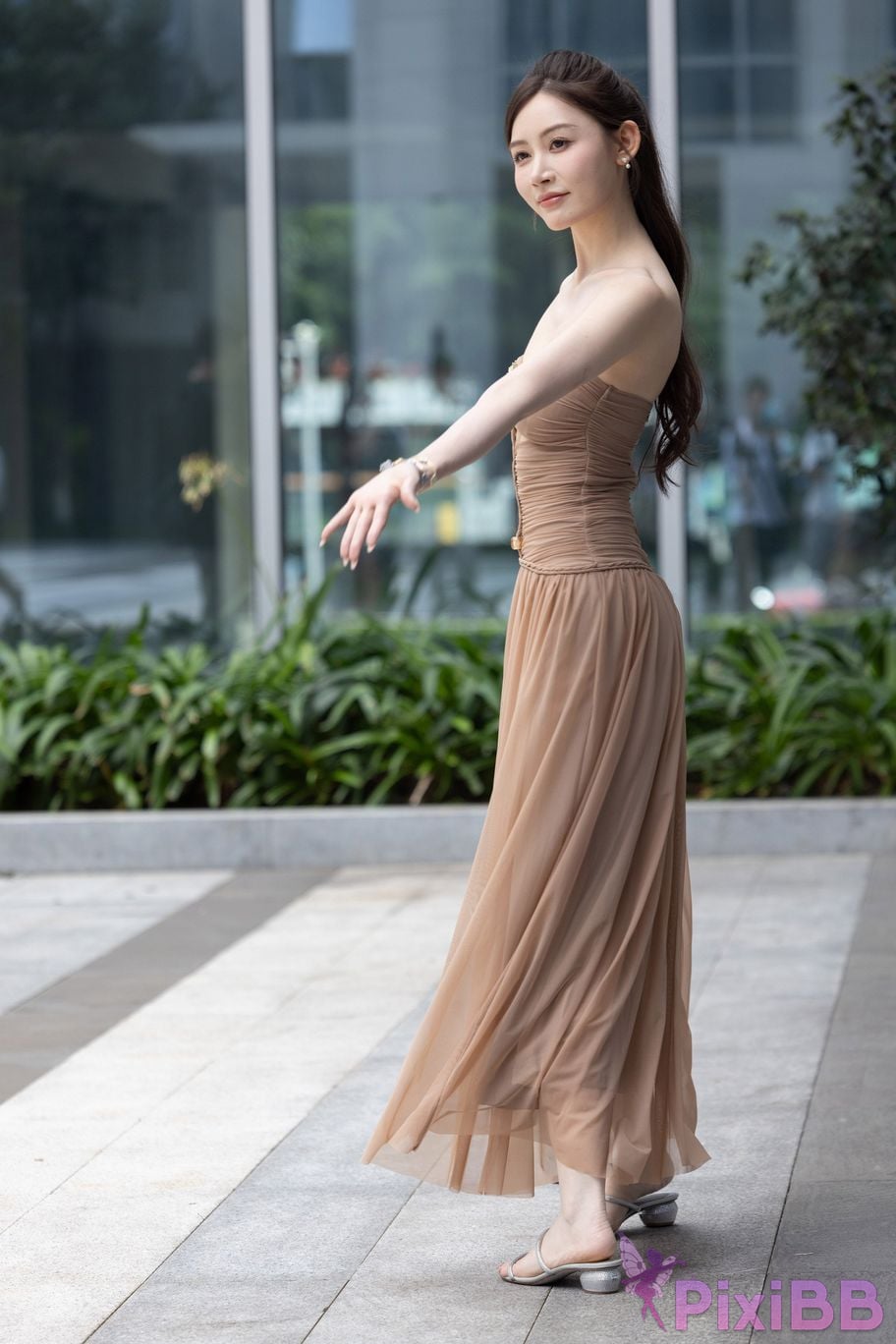 Featured Street Photography Works No.5547 Minmin goddess tube top gauze dress PixiBB.COM 144