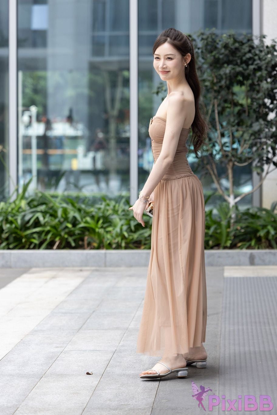 Featured Street Photography Works No.5547 Minmin goddess tube top gauze dress PixiBB.COM 148