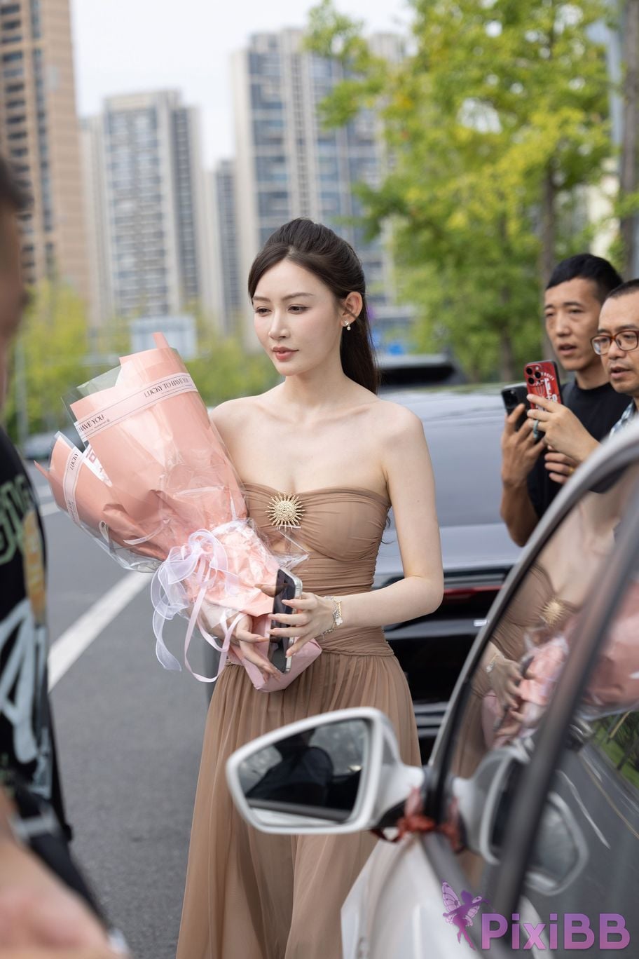 Featured Street Photography Works No.5547 Minmin goddess tube top gauze dress PixiBB.COM 332