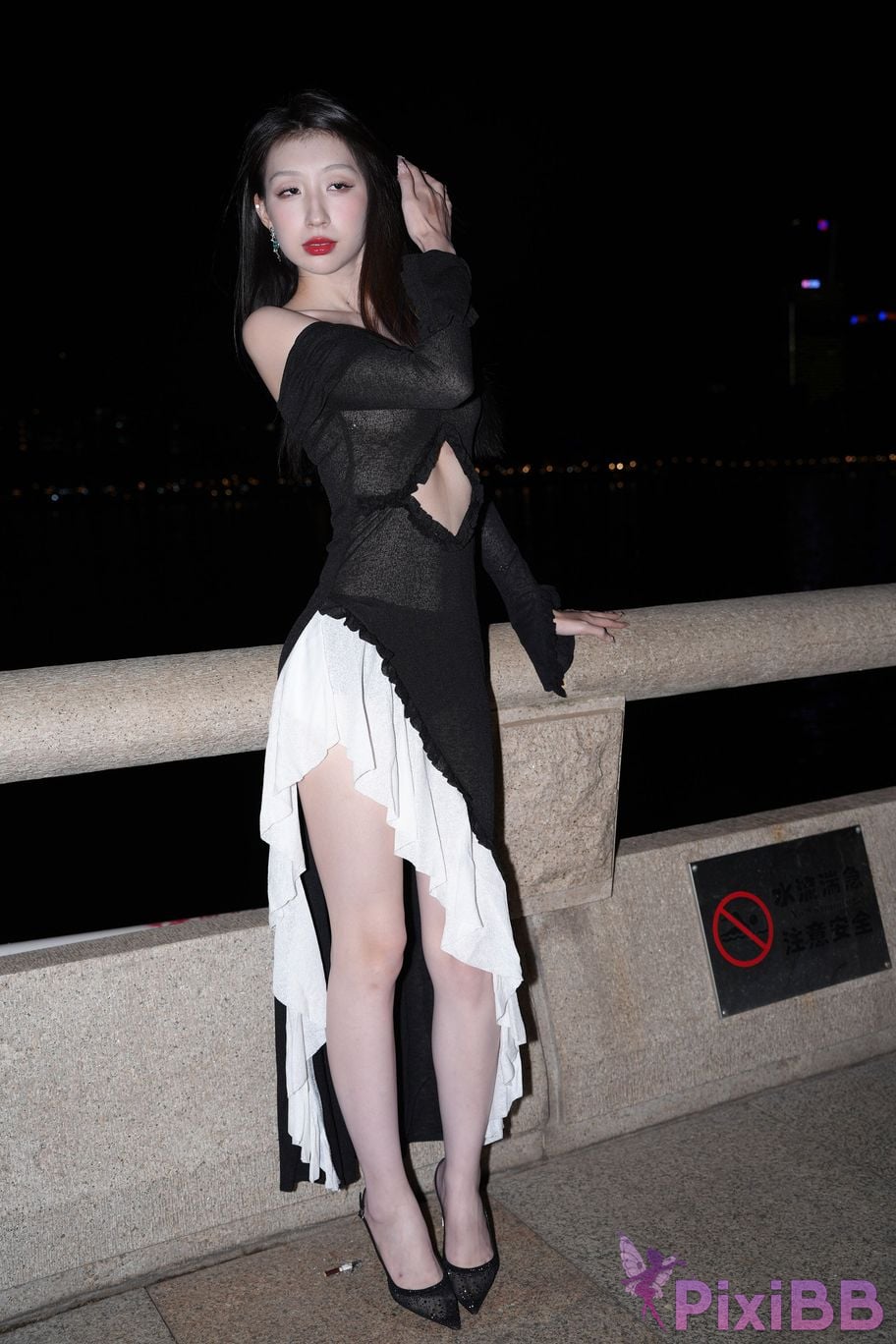 Featured Street Photography Works No.5550 Sexy black dress Xiao Le PixiBB.COM 011