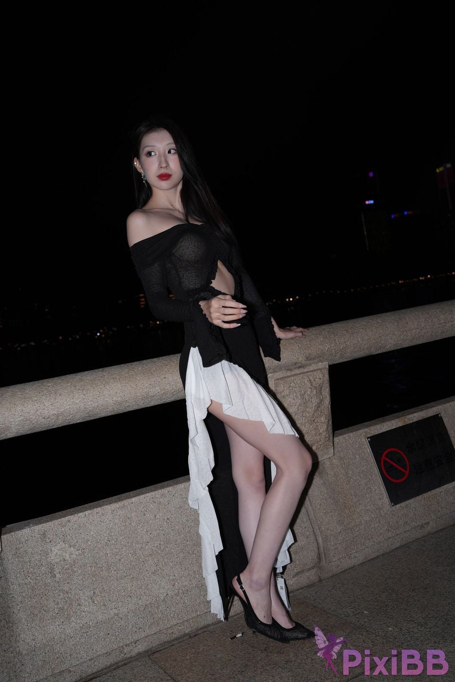 Featured Street Photography Works No.5550 Sexy black dress Xiao Le PixiBB.COM 030
