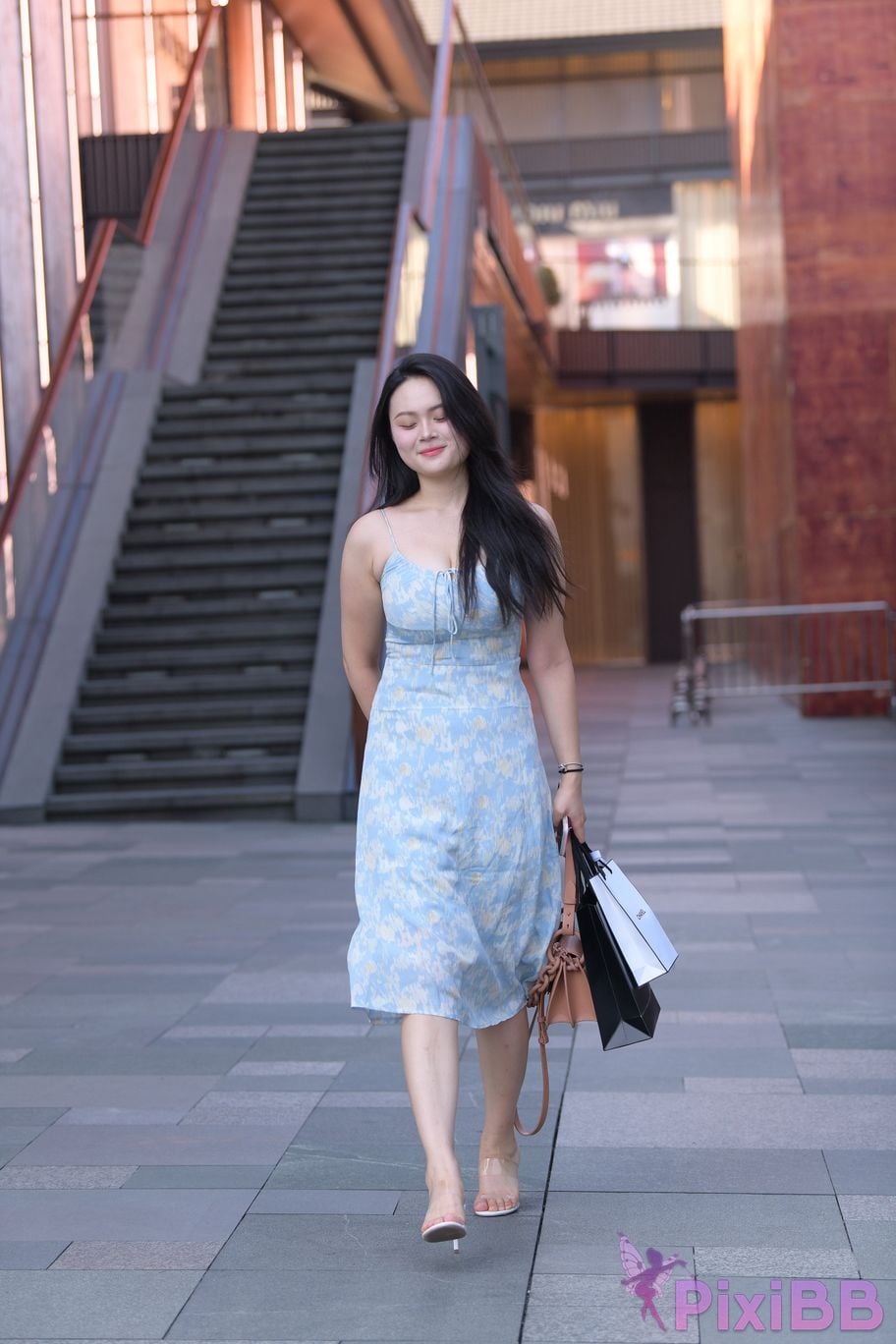 Featured Street Photography Works No.5565 Busty bestie PixiBB.COM 035