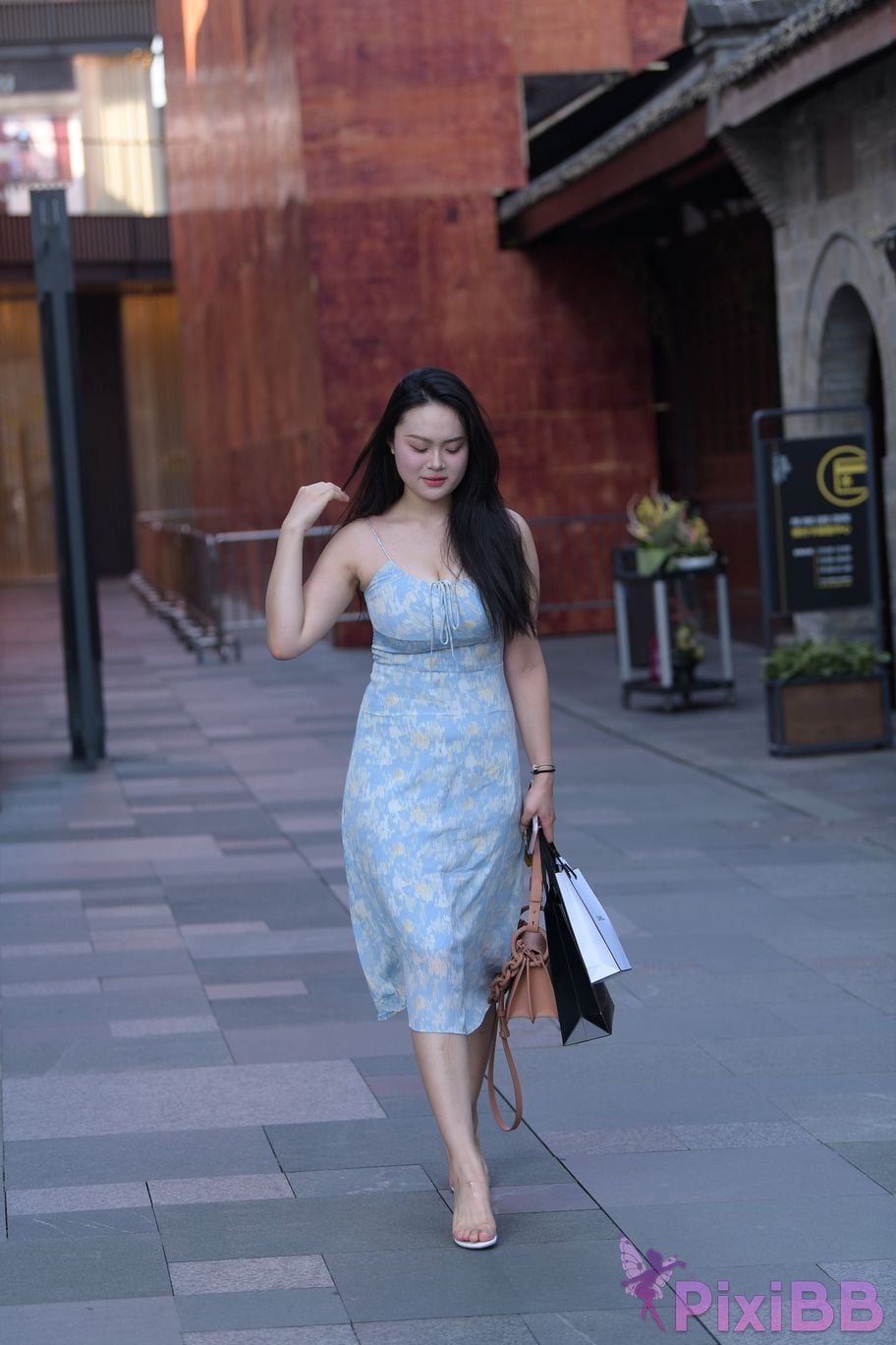 Featured Street Photography Works No.5565 Busty bestie PixiBB.COM 039