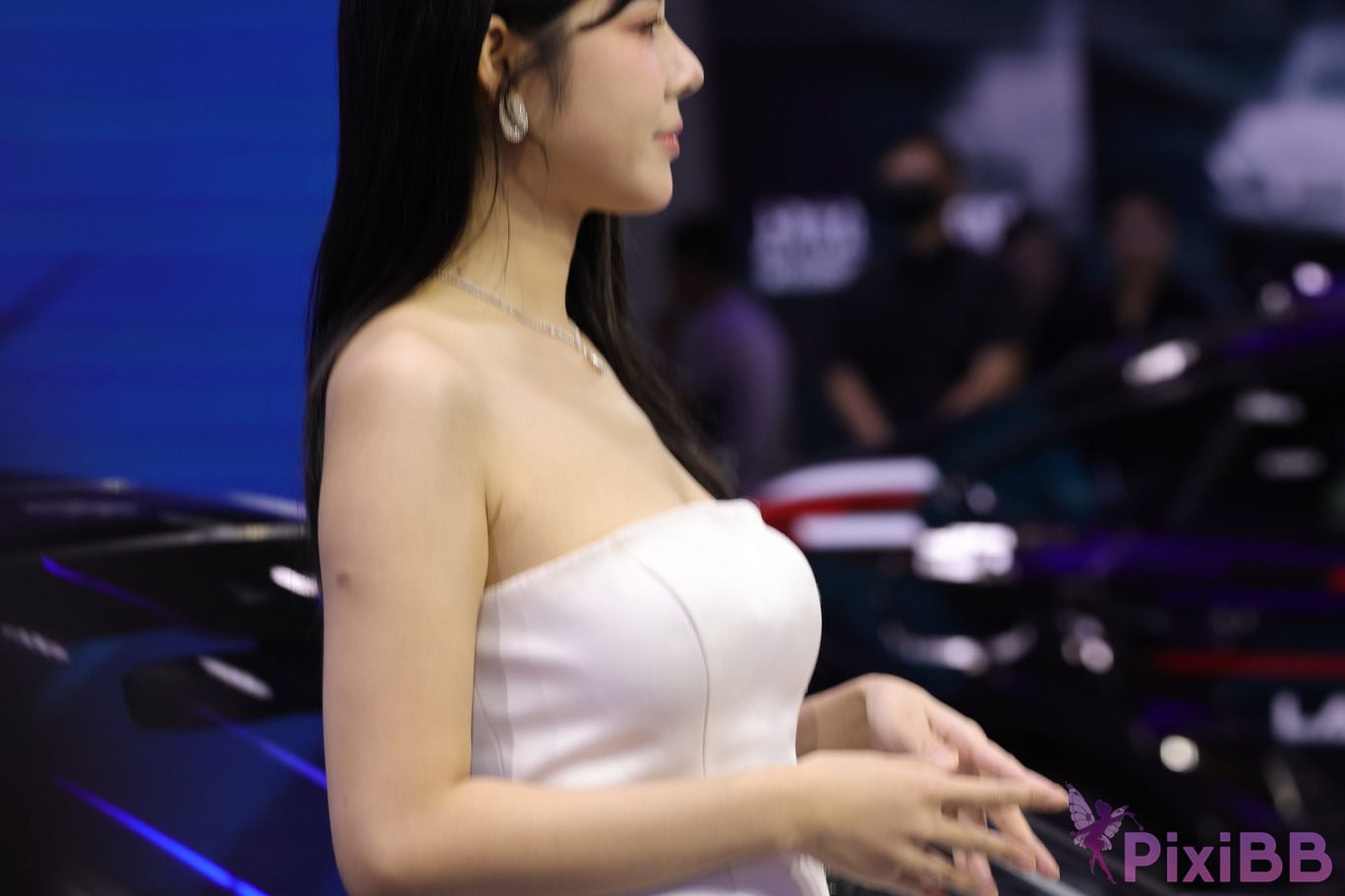 Featured Street Photography Works No.5566 Collection of models at Volkswagen booth PixiBB.COM 1283