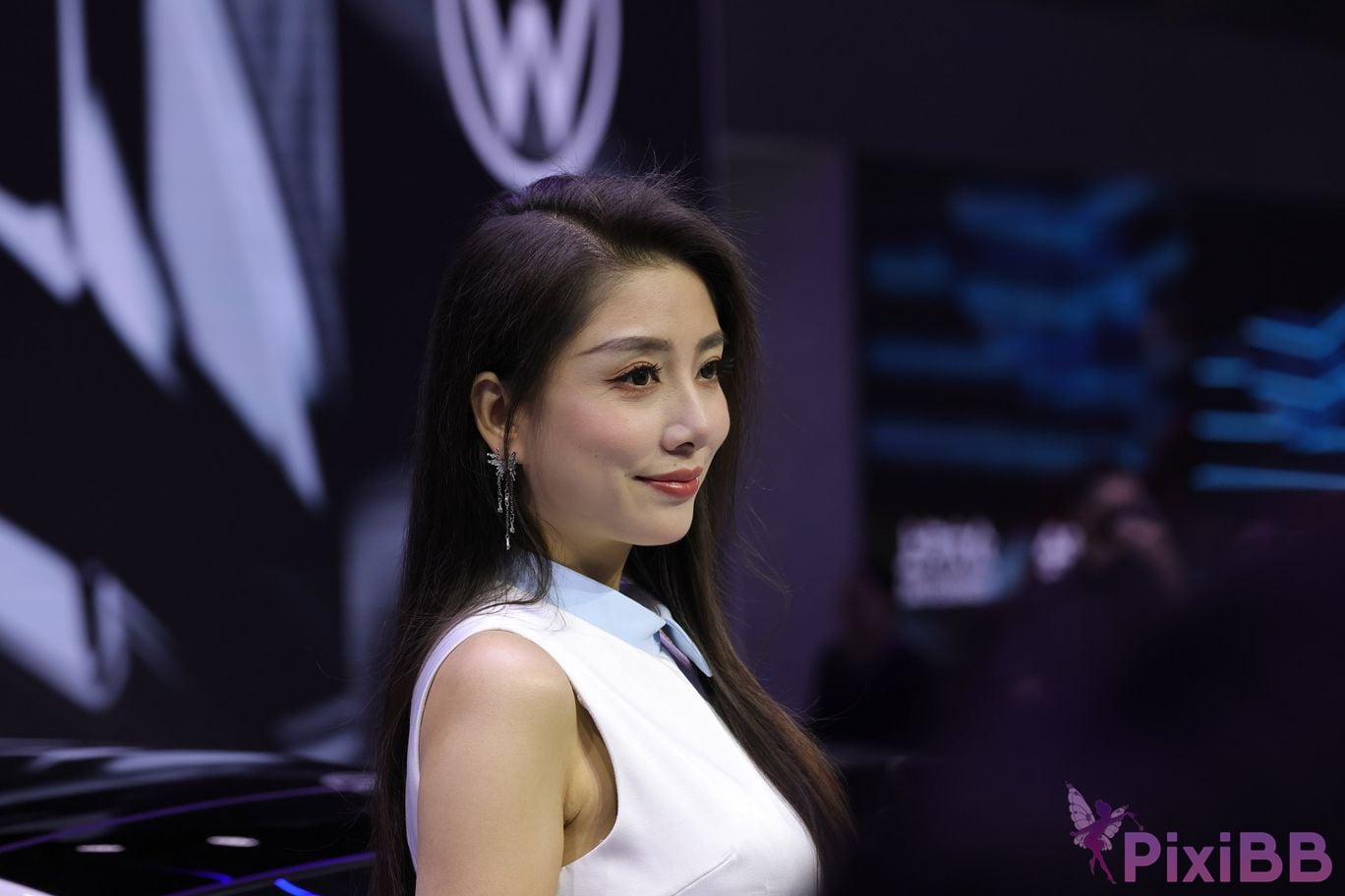 Featured Street Photography Works No.5566 Collection of models at Volkswagen booth PixiBB.COM 1297