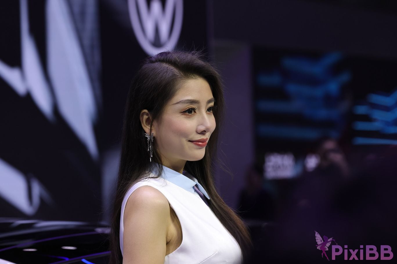 Featured Street Photography Works No.5566 Collection of models at Volkswagen booth PixiBB.COM 1298