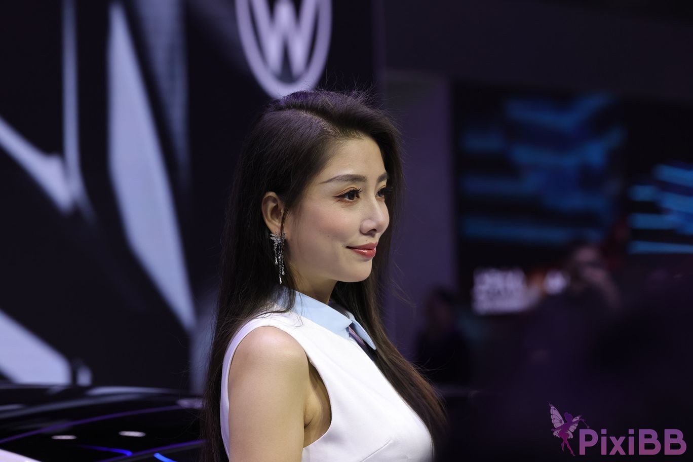 Featured Street Photography Works No.5566 Collection of models at Volkswagen booth PixiBB.COM 1301