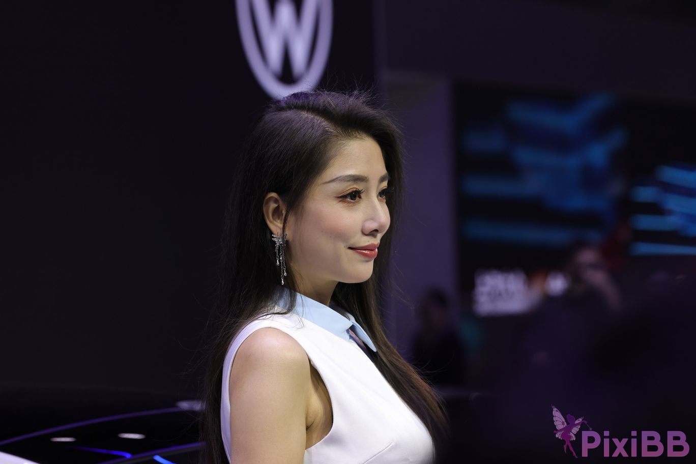 Featured Street Photography Works No.5566 Collection of models at Volkswagen booth PixiBB.COM 1302