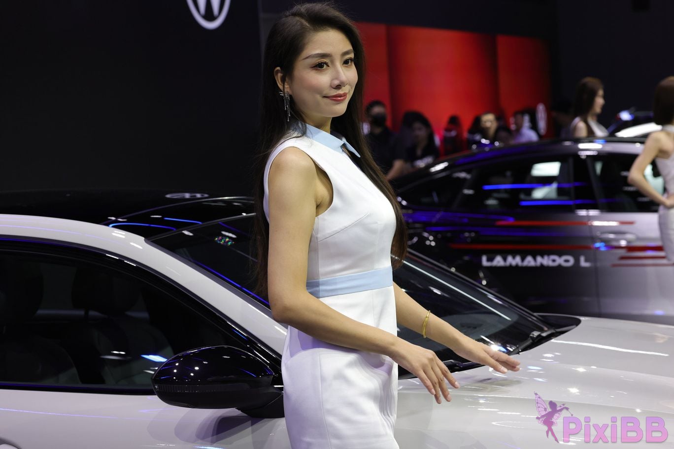 Featured Street Photography Works No.5566 Collection of models at Volkswagen booth PixiBB.COM 1359