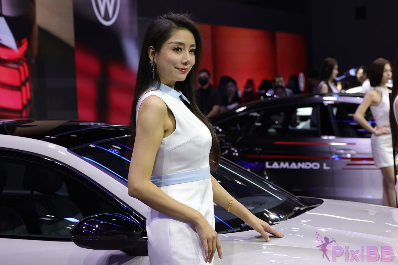 Featured Street Photography Works No.5566 Collection of models at Volkswagen booth PixiBB.COM 1372