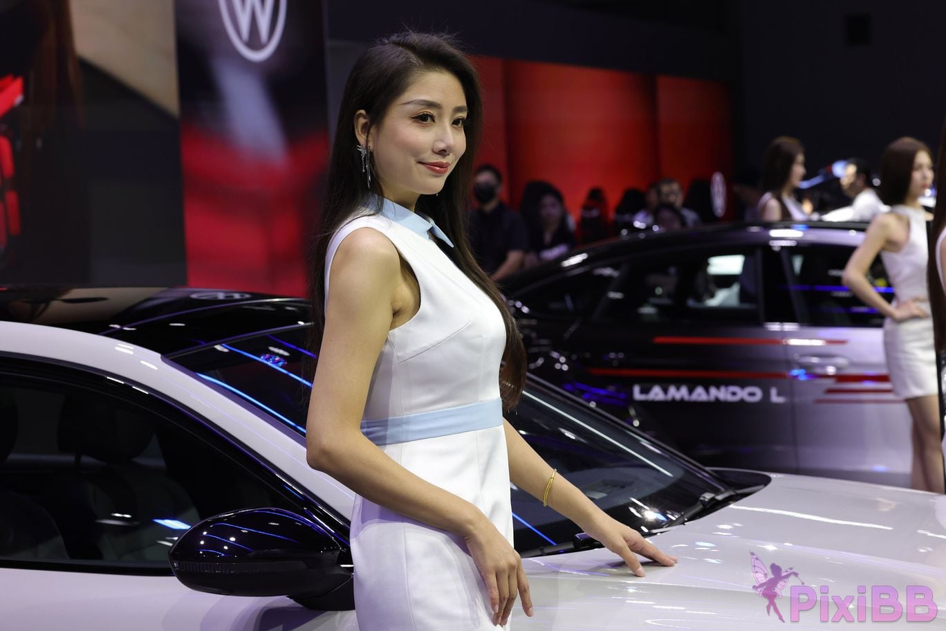 Featured Street Photography Works No.5566 Collection of models at Volkswagen booth PixiBB.COM 1374