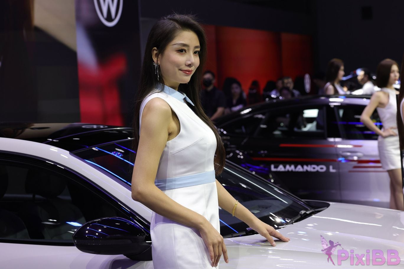 Featured Street Photography Works No.5566 Collection of models at Volkswagen booth PixiBB.COM 1375
