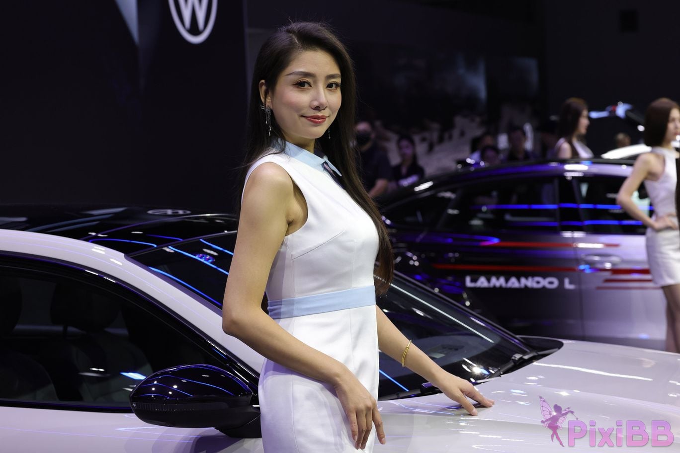 Featured Street Photography Works No.5566 Collection of models at Volkswagen booth PixiBB.COM 1382