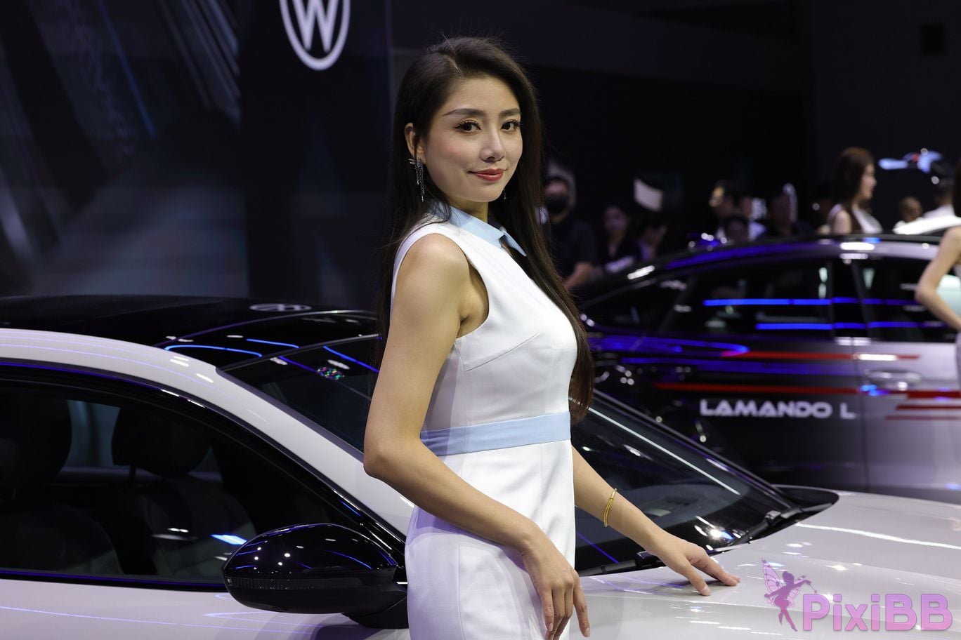Featured Street Photography Works No.5566 Collection of models at Volkswagen booth PixiBB.COM 1390