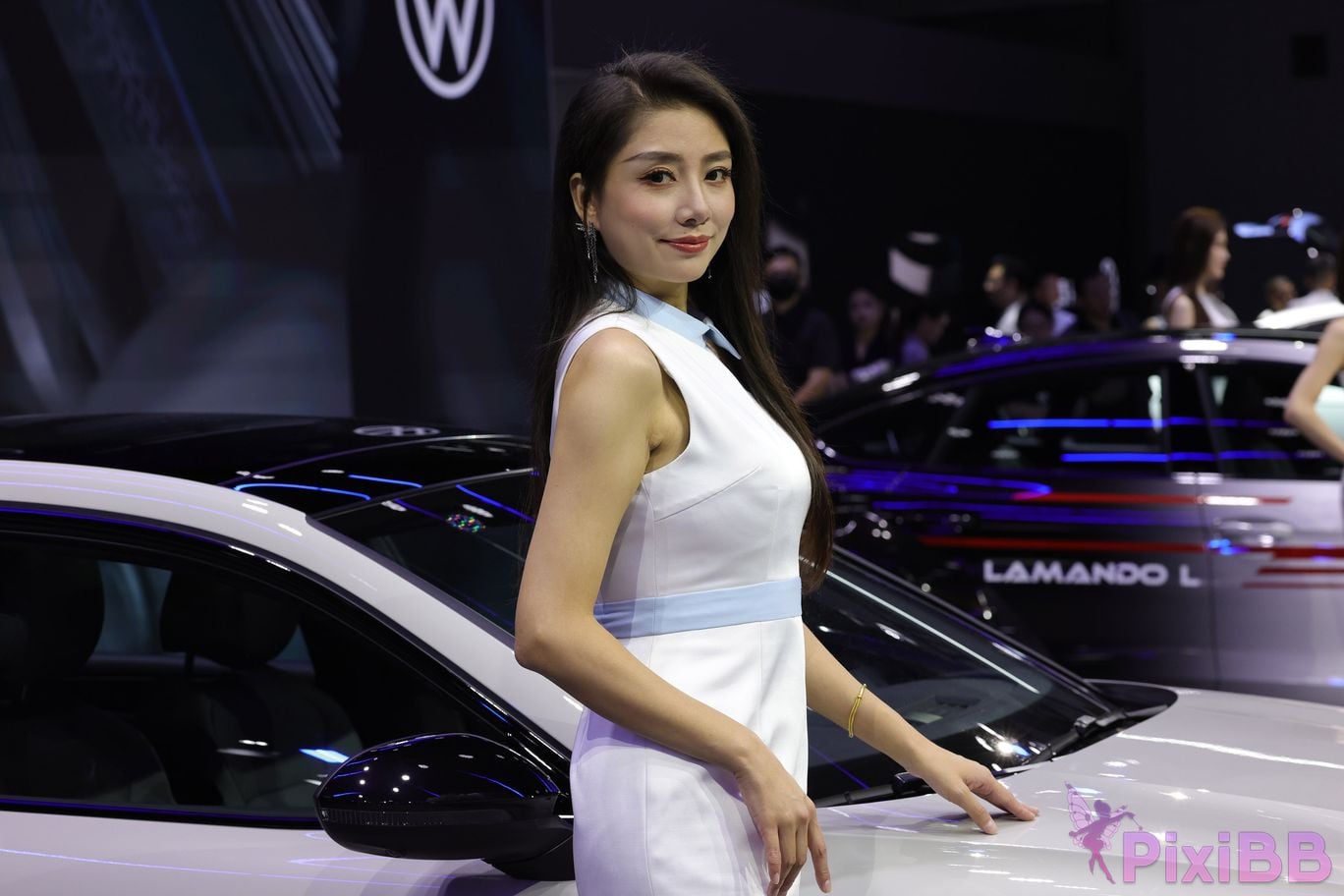 Featured Street Photography Works No.5566 Collection of models at Volkswagen booth PixiBB.COM 1392