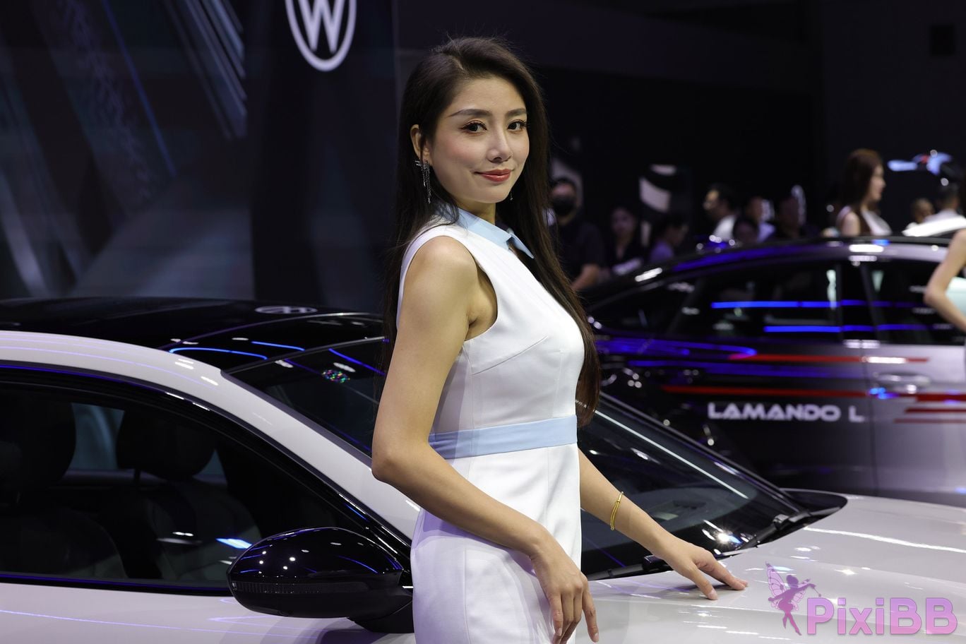 Featured Street Photography Works No.5566 Collection of models at Volkswagen booth PixiBB.COM 1393