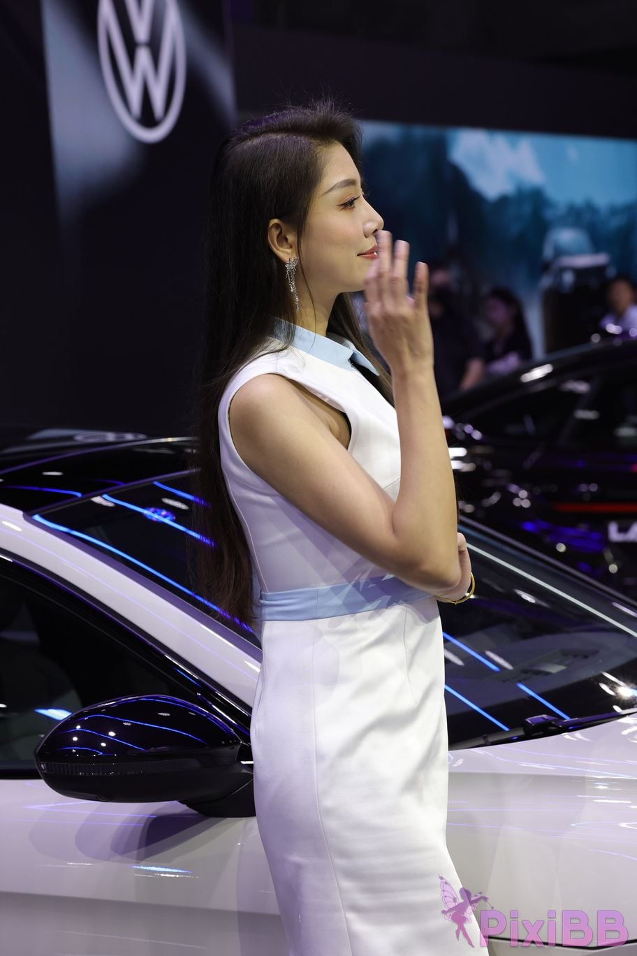Featured Street Photography Works No.5566 Collection of models at Volkswagen booth PixiBB.COM 1435
